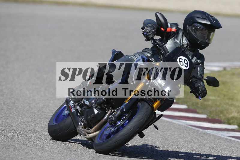 /01 02.04.2026 MAZ ADR/Gruppe gelb Gruppe gruen/69